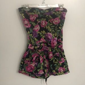 Floral strapless romper